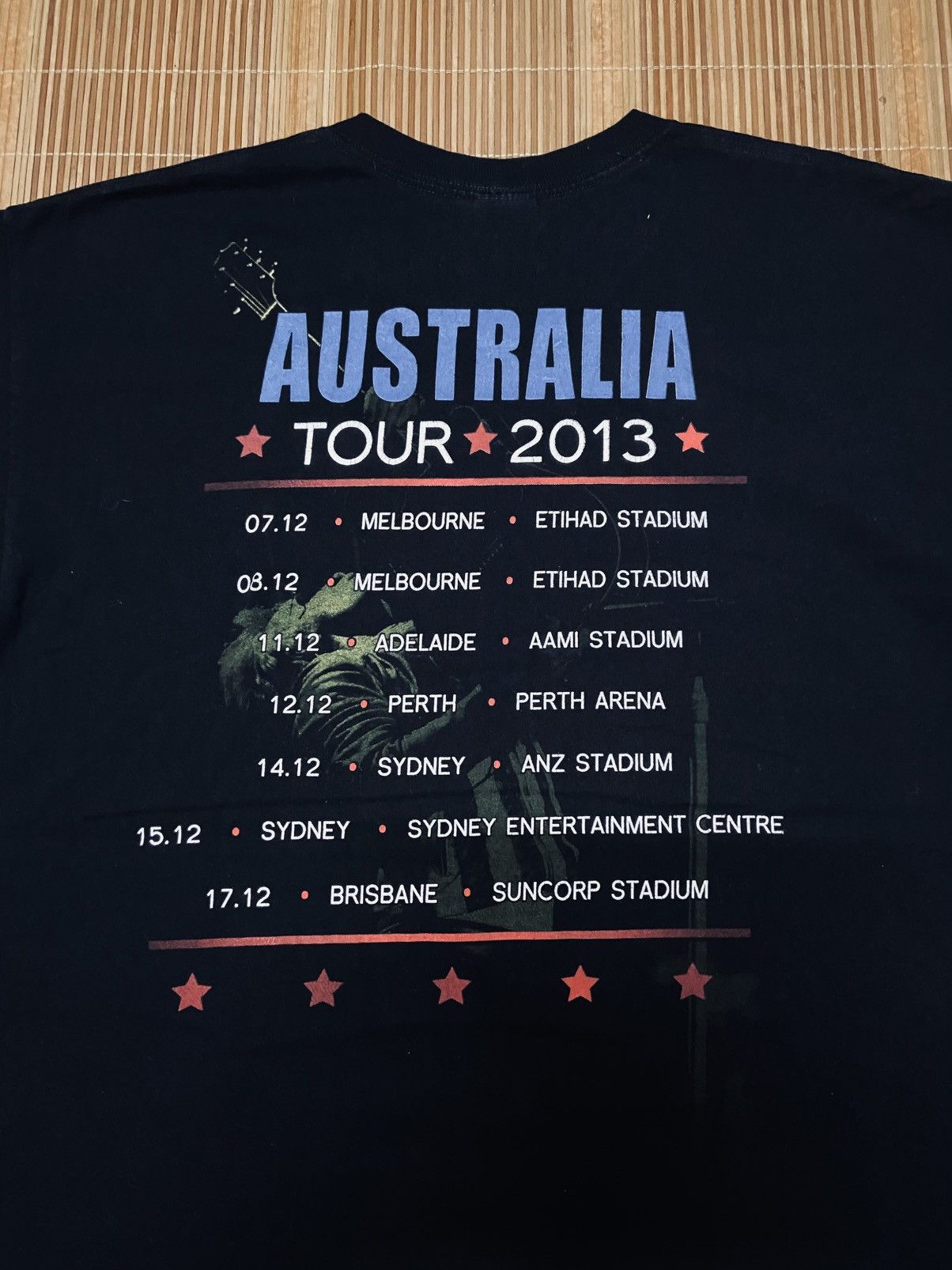 Band Tees BON JOVI AUSTRALIA TOUR 2013 TEE Size US XL / EU 56 / 4 - 15 Thumbnail