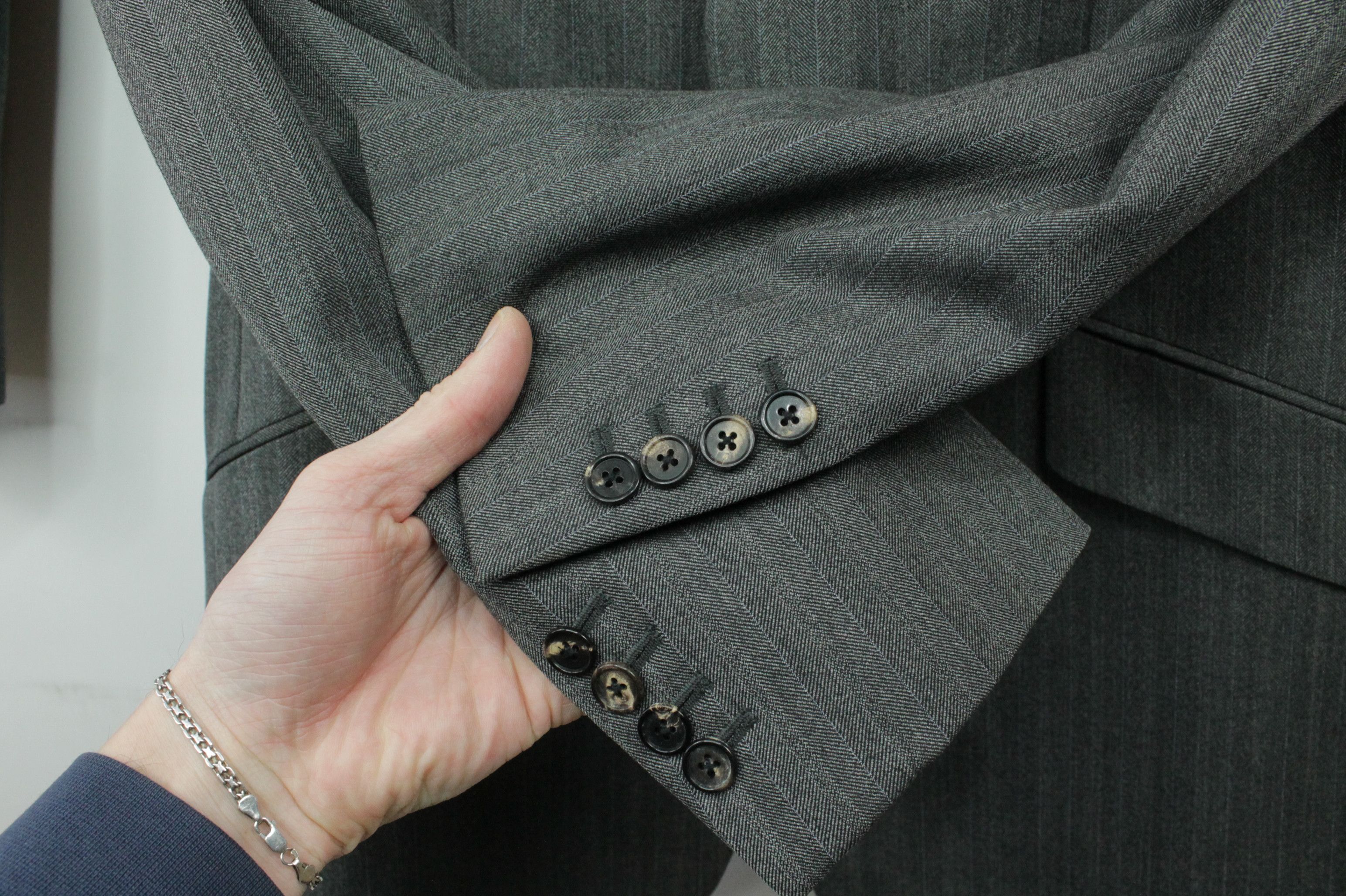 Hackett Hackett London Gray Micro Herringbone Wool 3BTN Formal Suit Size 42R - 3 Thumbnail