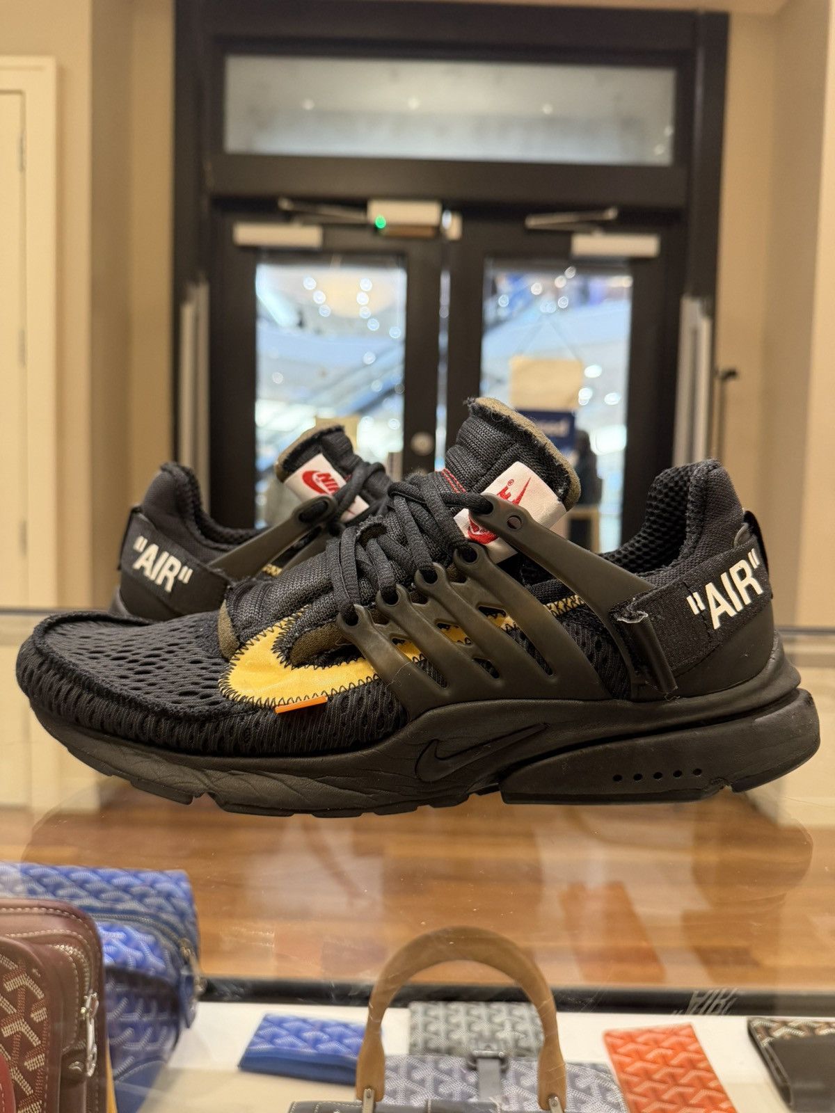 Nike × Off-White Nike Presto ‘Off-White Black’ Size US 10 / EU 43 - 1 Thumbnail