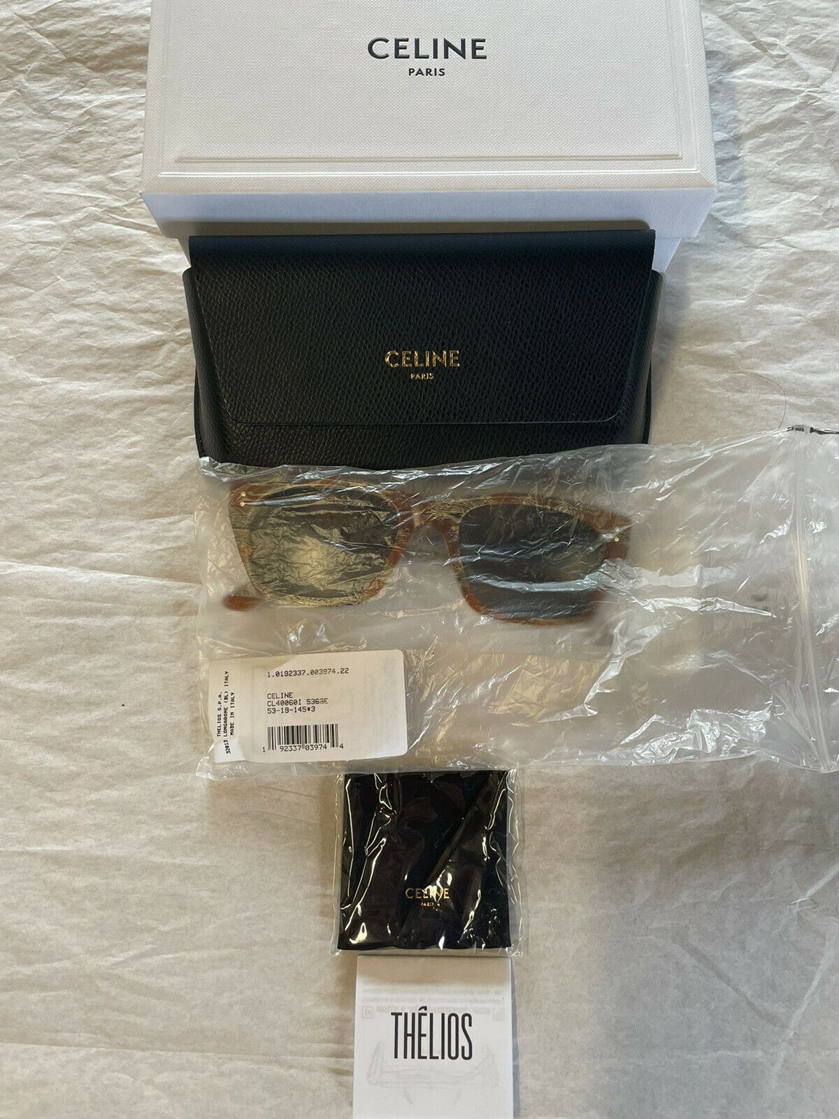 Celine Celine CL40060I 62E Brown Horn Rectangular Unisex Sunglasses Size ONE SIZE - 9 Thumbnail