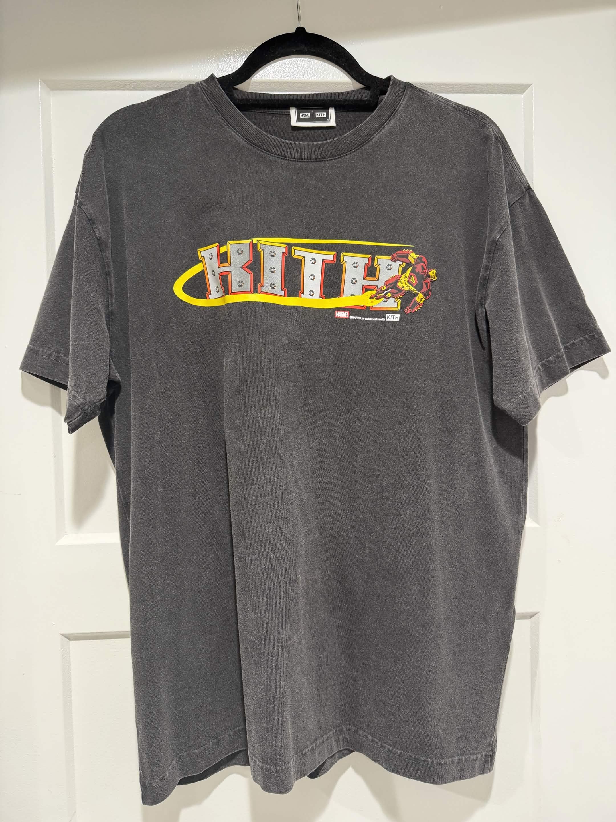 Disney × Kith KITH Disney Pixar WALL-E Just Us Vintage Tee Black 
