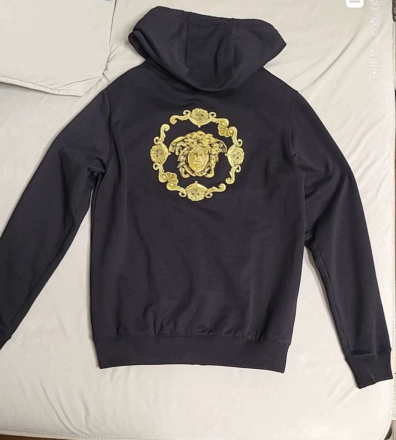 Versace Versace The main line is heavy work embroidered hooded swe Size US XS / EU 42 / 0 - 5 Thumbnail