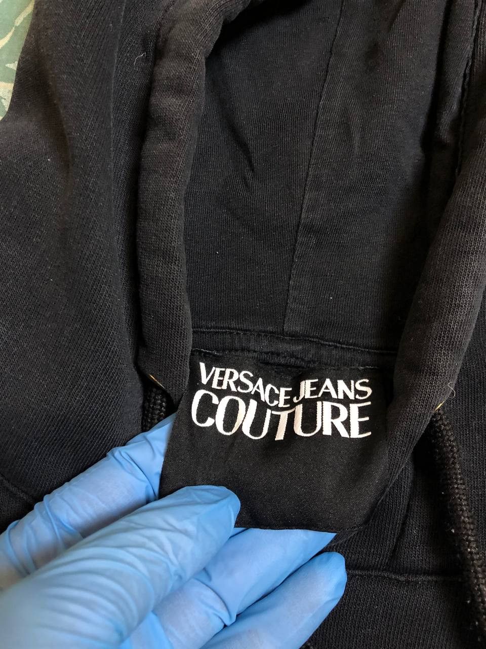 Versace Jeans Couture Versace Jeans Couture black big gold logo hoodie Size XS / US 0-2 / IT 36-38 - 2 Thumbnail