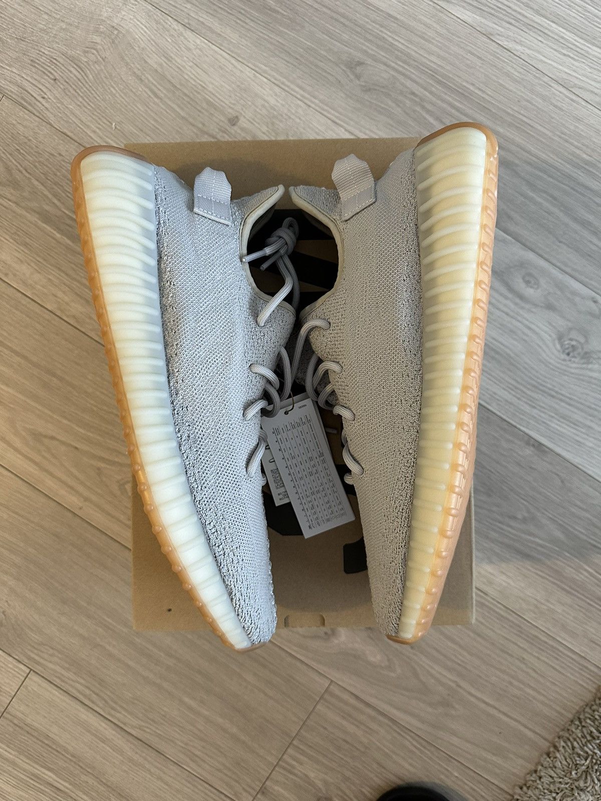 YEEZY BOOST 350 V2 Sesame