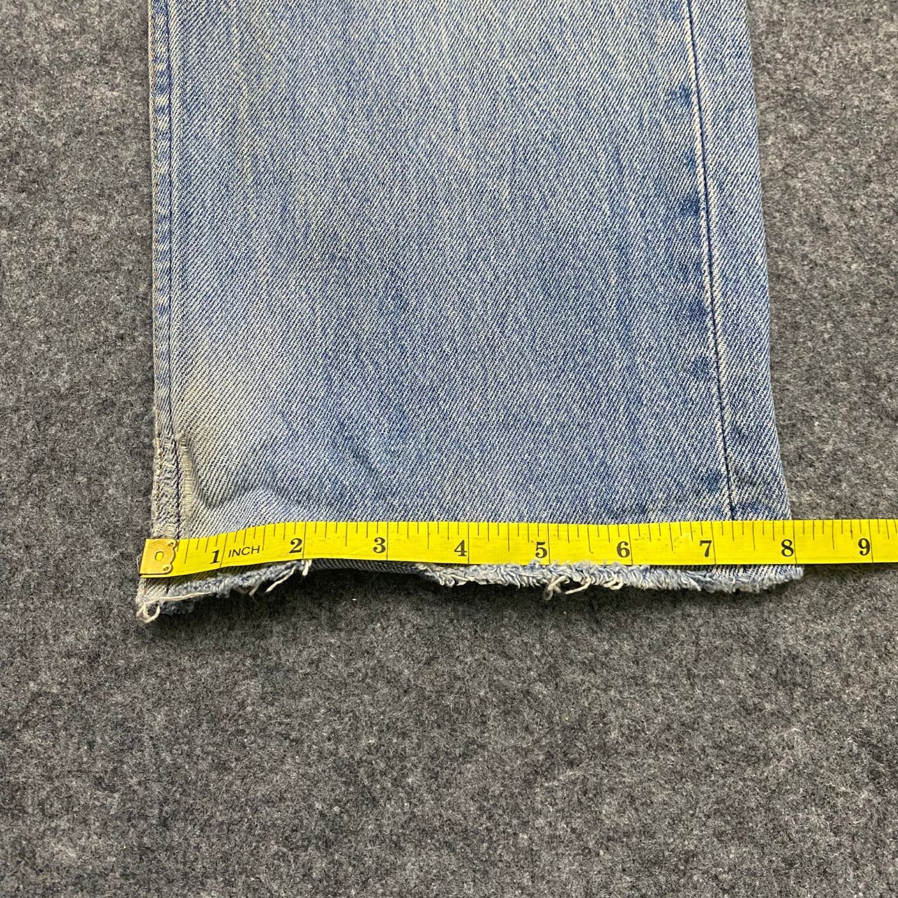 Levi's Vintage 90s Levis 501 Distressed denim Kurt Cobain Style Size US 33 - 7 Thumbnail