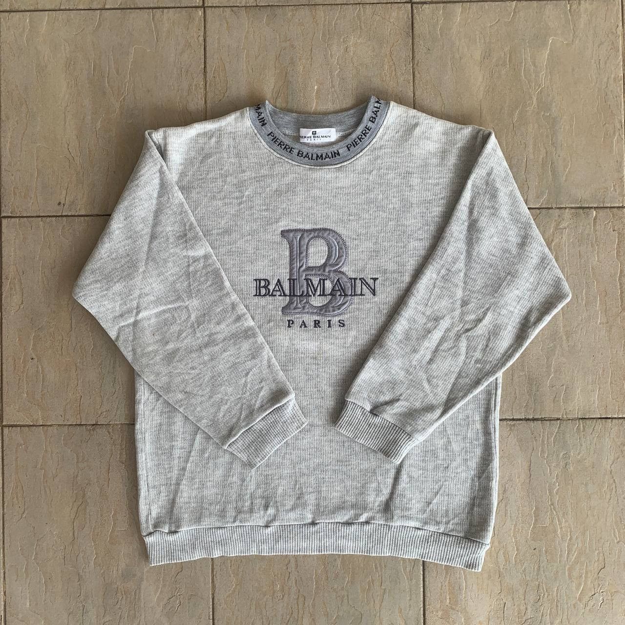 Balmain Vintage BALMAIN Embroidered Logo Sweatshirt Size US M / EU 48-50 / 2 - 1 Thumbnail