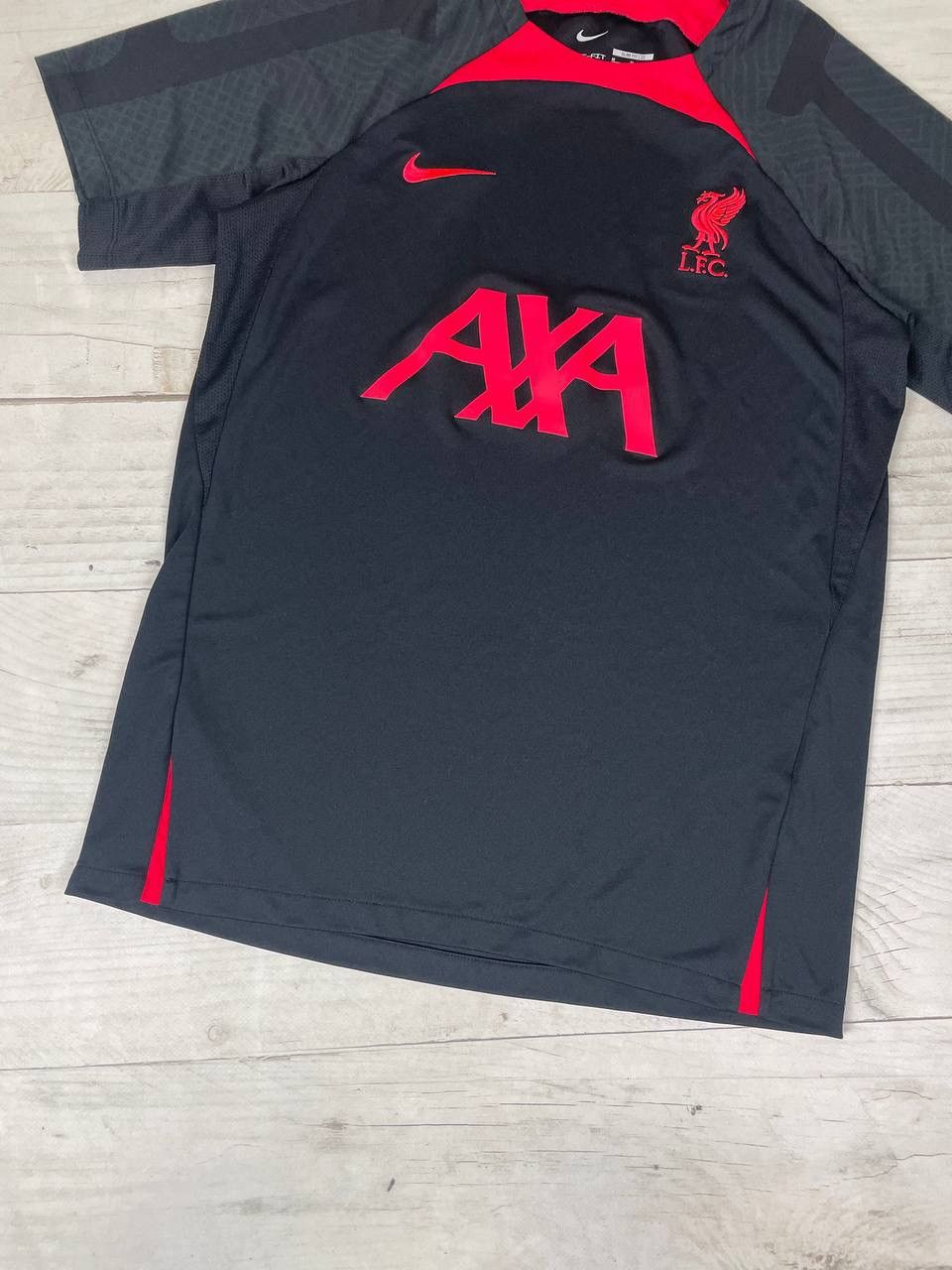 Nike Nike LIVERPOOL 2022 2023 TRAINING SHIRT SOCCER Jersey Size US M / EU 48-50 / 2 - 3 Thumbnail