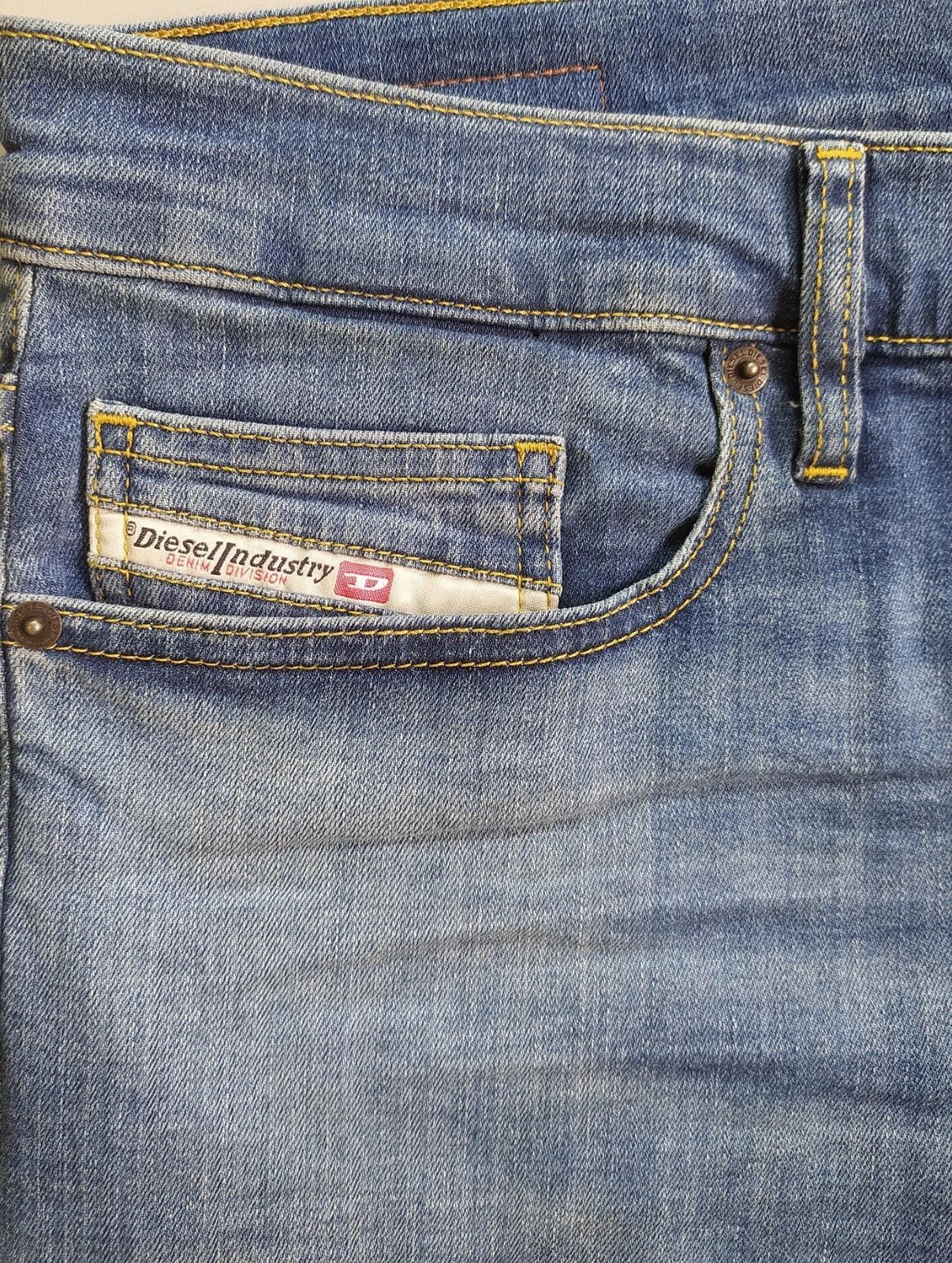 Diesel Diesel D-LUSTER L.32 MENS JEANS T/9963 Size US 33 - 4 Thumbnail