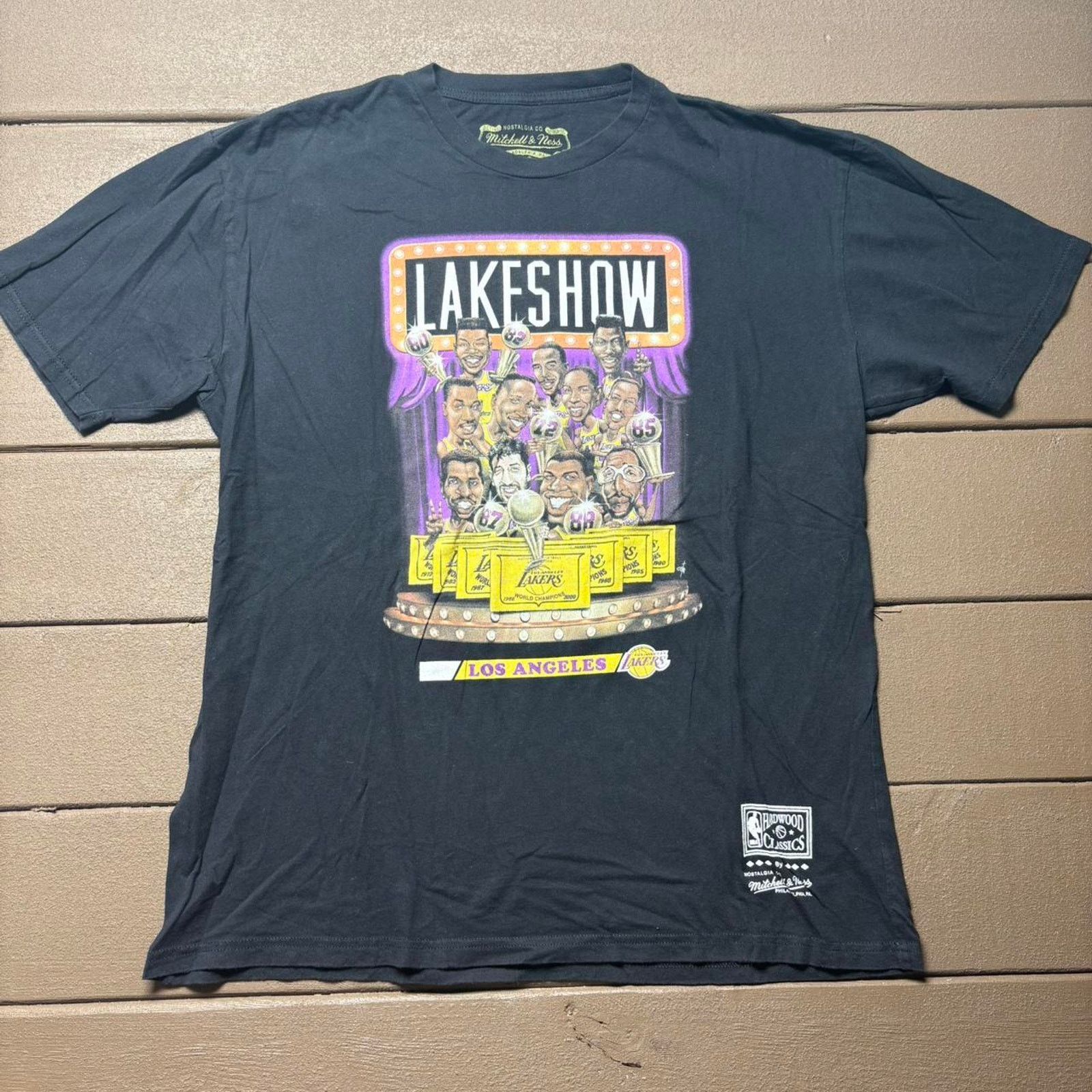 Mitchell & Ness Black Mitchell & Ness Lakers Lakeshow T-shirt Size US XL / EU 56 / 4 - 1 Thumbnail
