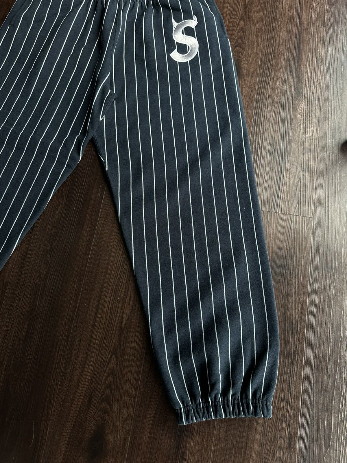 Supreme Supreme Devil S Logo Pinstripe Sweatpants Size Large Size US 34 / EU 50 - 3 Thumbnail