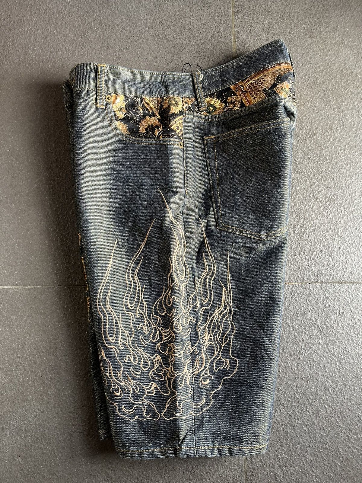 Karakuri Tamashii Dragon and Fire Embroidery Jorts Denim Japanese Size US 32 / EU 48 - 5 Thumbnail