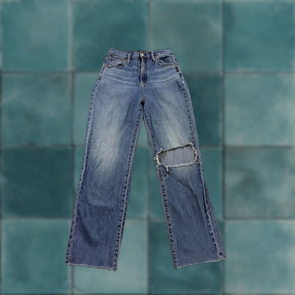 Silver Jeans Co. Silver Jeans Co. Women’s Jeans 27 Medium Blue Distressed Straight Raw Hem Size 27" / US 4 / IT 40 - 1 Thumbnail