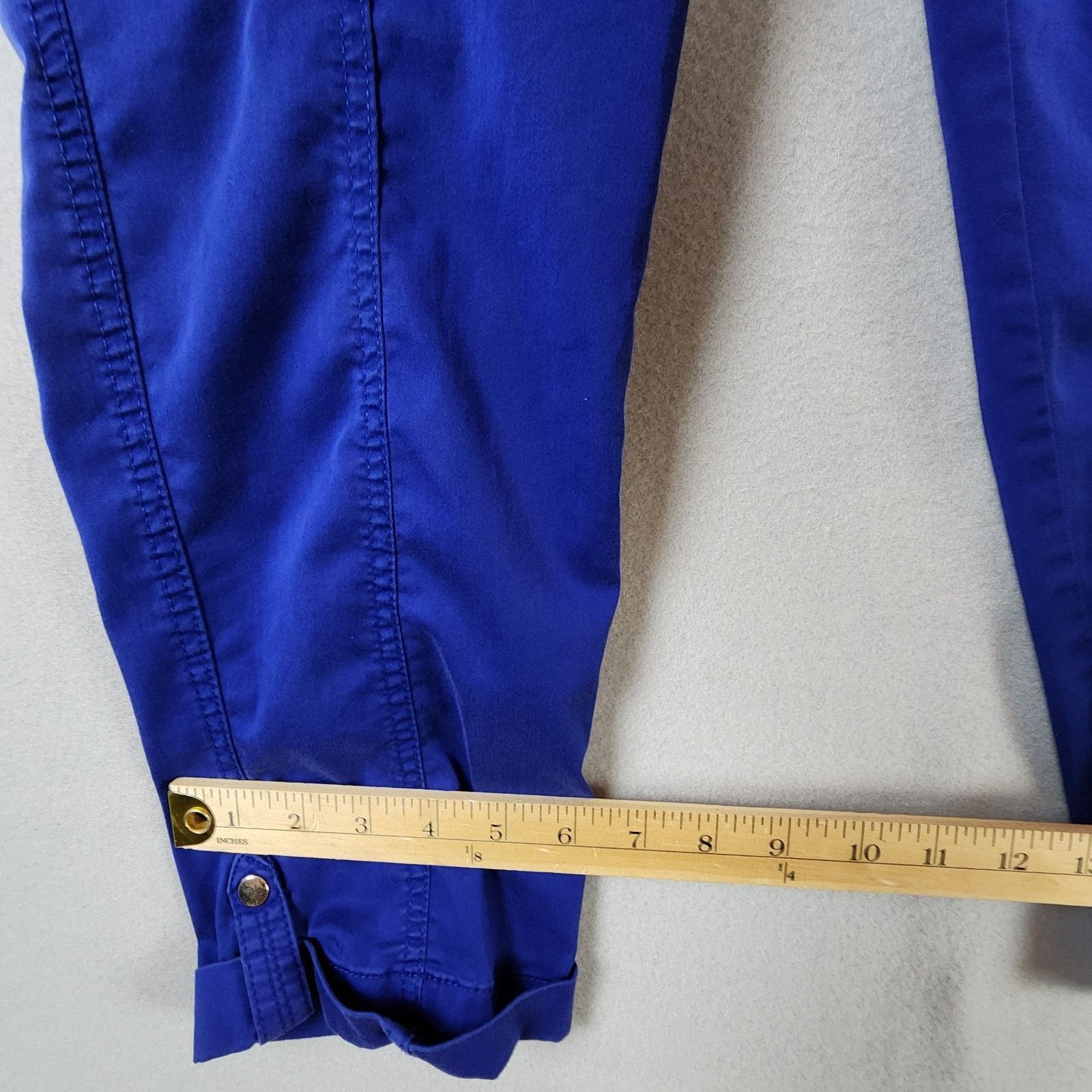 Chicos Chico’s Cargo Capri Pants Women Size 4 Blue Cotton Blend Size 27" / US 4 / IT 40 - 8 Thumbnail