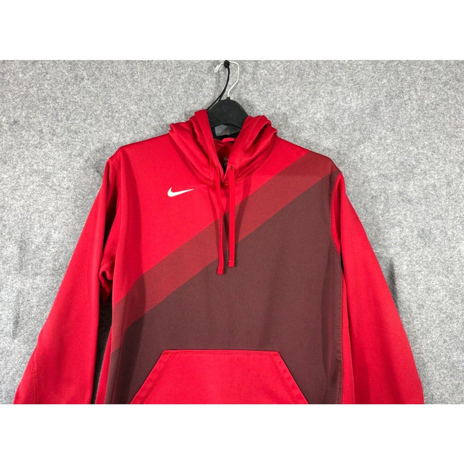 Nike Nike Hooded Sweatshirt Mens M Red Therma Fit Outdoor Training Performance Pullover Pockets Sweatshirt Size US M / EU 48-50 / 2 - 3 Thumbnail
