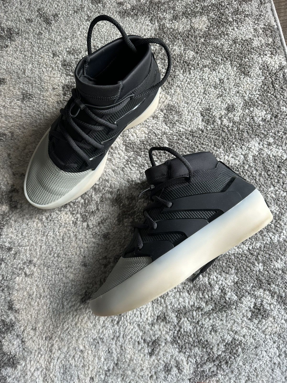 Adidas × Fear of God ADIDAS X FEAR OF GOD ATHLETICS I BASKETBALL  
