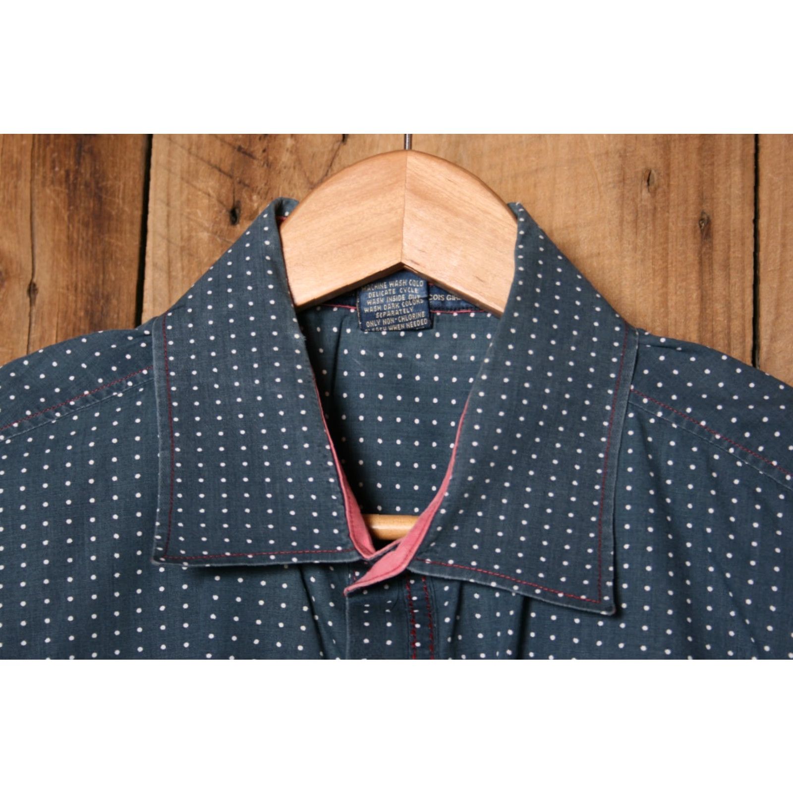 Vintage VINTAGE Le Jean De Marithe Francois Girbaud Blue Polka Dot Short Sleeve Shirt XXL Men Button-Up Size US XXL / EU 58 / 5 - 2 Thumbnail