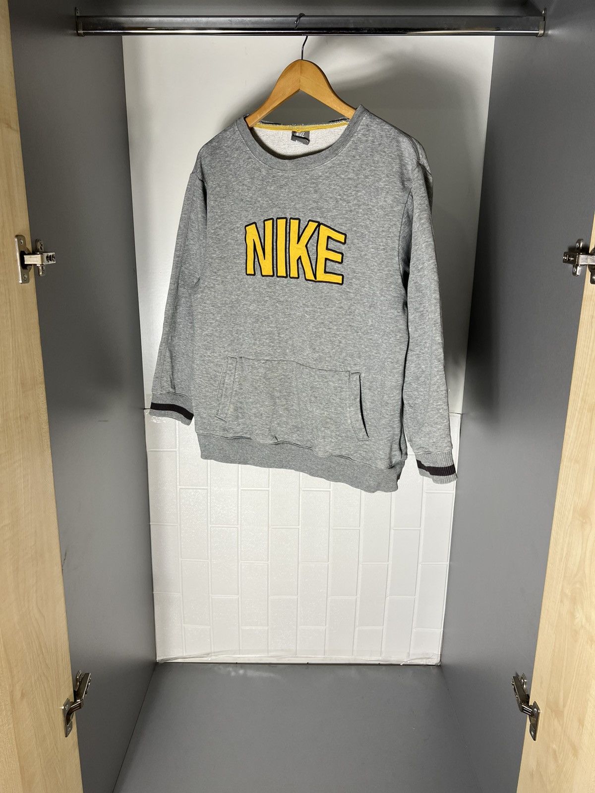 Nike VINTAGE NIKE BIG LOGO SWEATSHIRT DRILL SWOOSH RETRO Y2K 90s Size US XS / EU 42 / 0 - 3 Thumbnail
