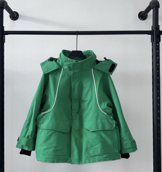 Balenciaga Balenciaga FW18 Green Swing Parka Hardshell Jacket Size S / US 4 / IT 40 - 1 Thumbnail