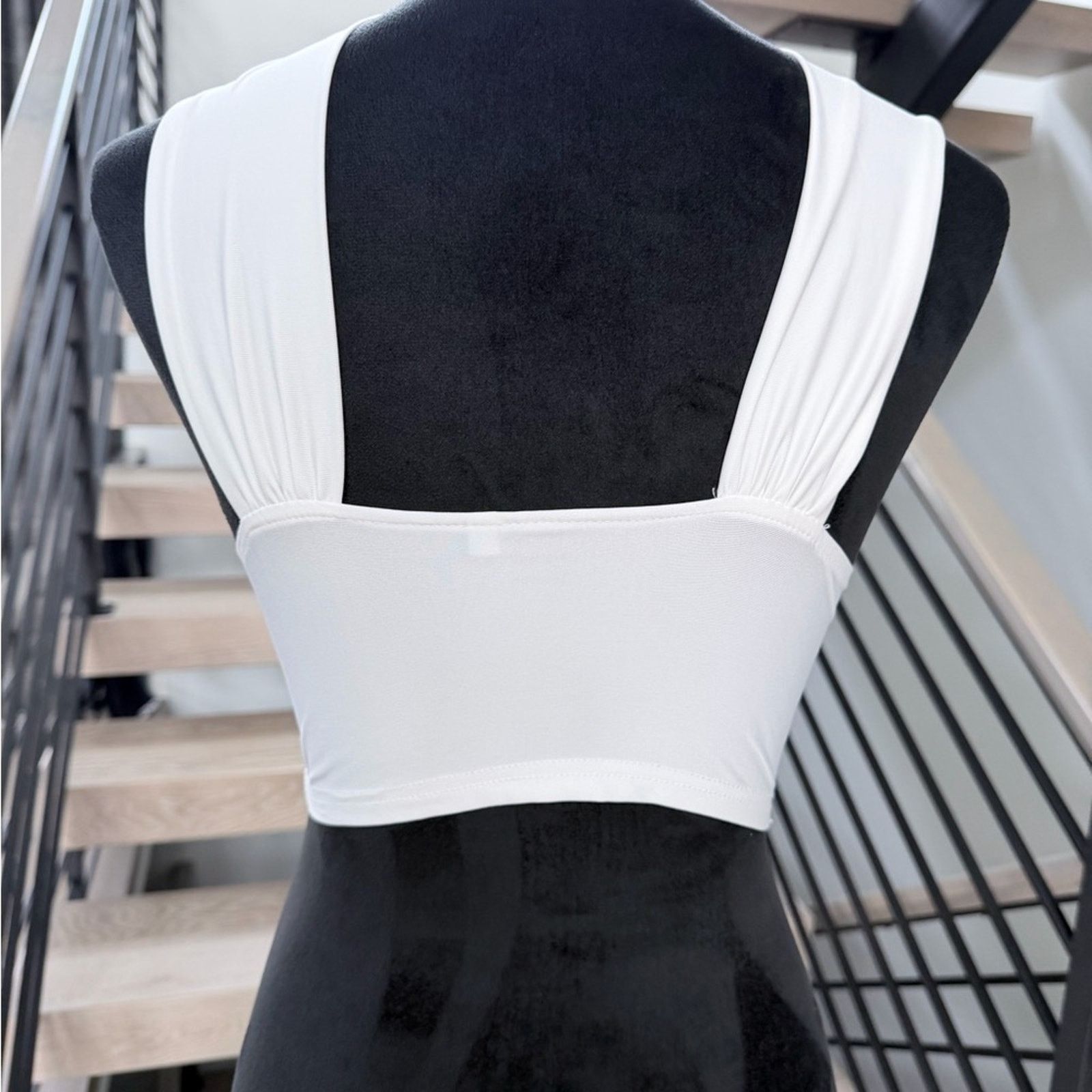 Other New Y2K White Cross-Front Crop Top size S Size S / US 4 / IT 40 - 7 Thumbnail