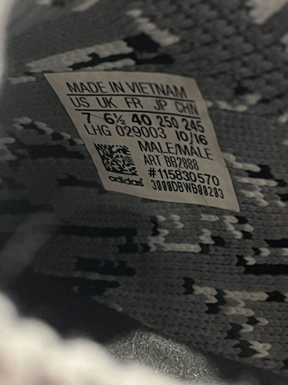 Adidas Adidas NMD R1 “Tri Color” size 7 Size US 7 / EU 40 - 8 Thumbnail