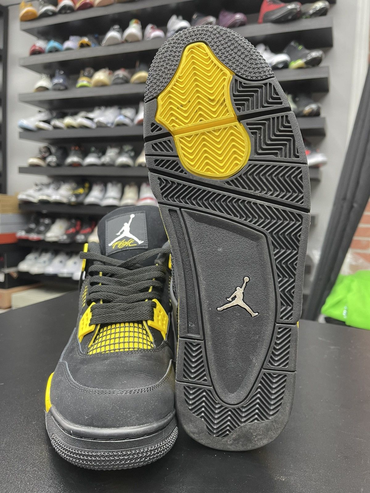 Jordan Brand Size 13 - Jordan 4 Retro Yellow Thunder Size US 13 / EU 46 - 9 Thumbnail