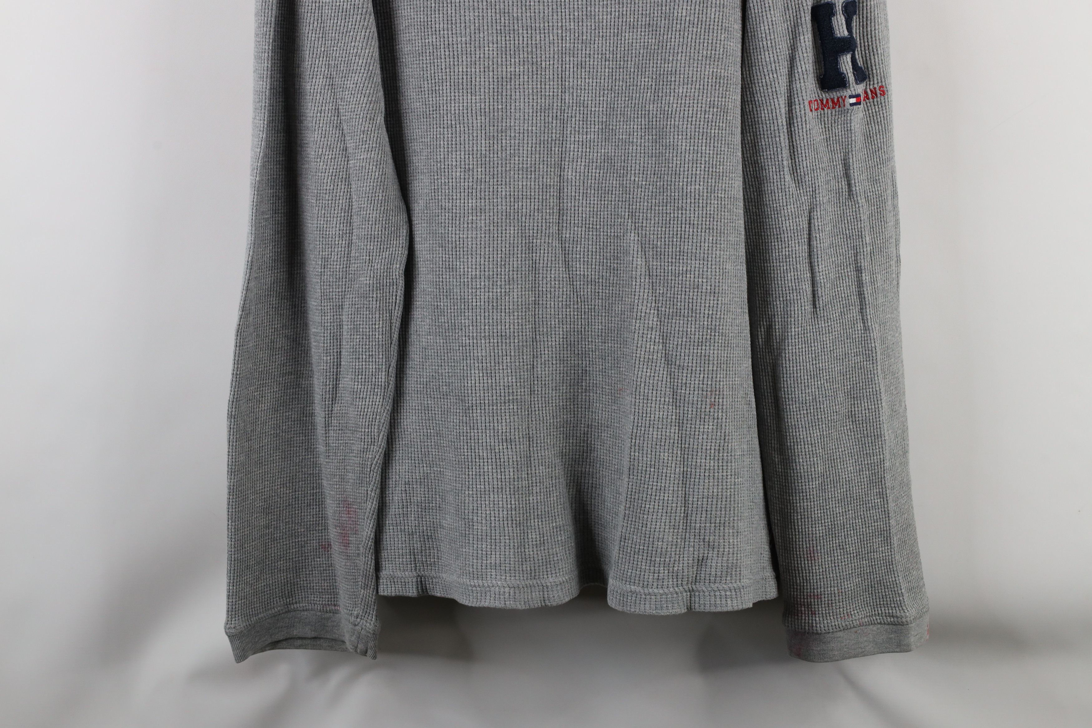 Tommy Hilfiger × Vintage Vintage 90s Tommy Hilfiger Thermal Waffle Knit T-Shirt Gray Size US XXL / EU 58 / 5 - 3 Thumbnail