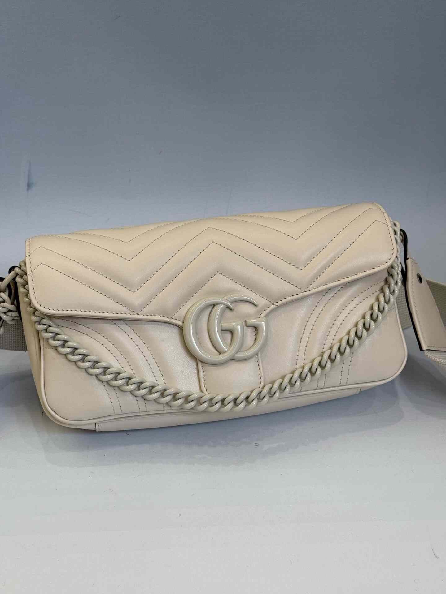Gucci Pre-loved Bag Very good condition Size ONE SIZE - 1 Thumbnail