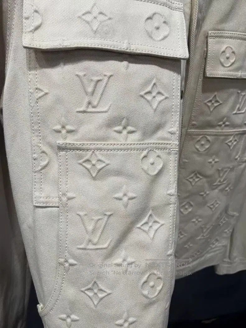 Louis Vuitton Louis Vuitton Log Embossed Denim Jacket. Size US M / EU 48-50 / 2 - 3 Thumbnail