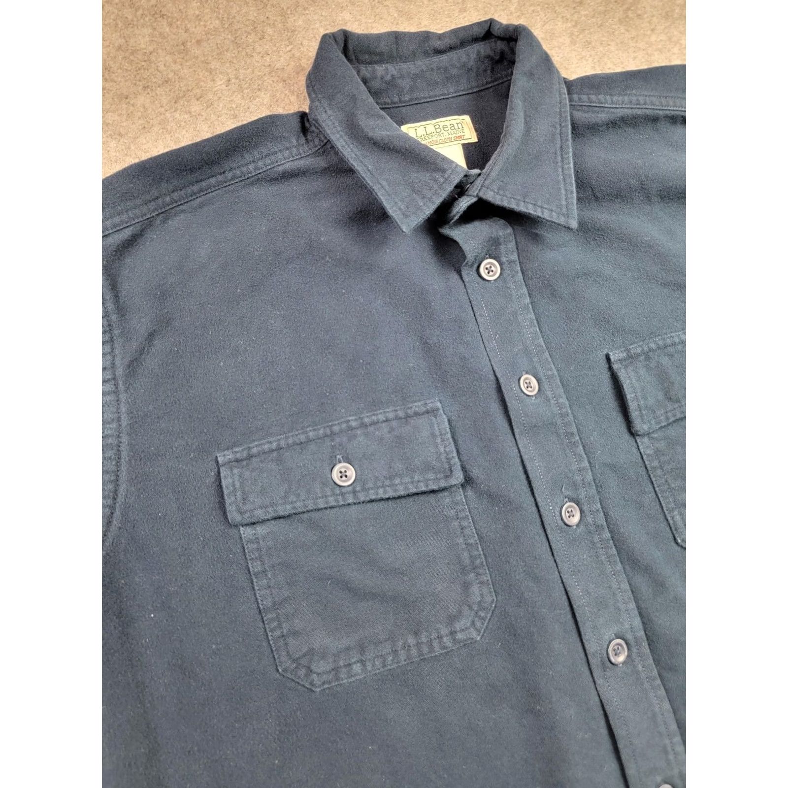 Vintage LL Bean Shirt Mens XL Blue Chamois Cloth Button-Down Long Sleeve Pockets Outdoors Premium Cotton Flannel Heavyweight Regular Fit Size US XL / EU 56 / 4 - 5 Thumbnail