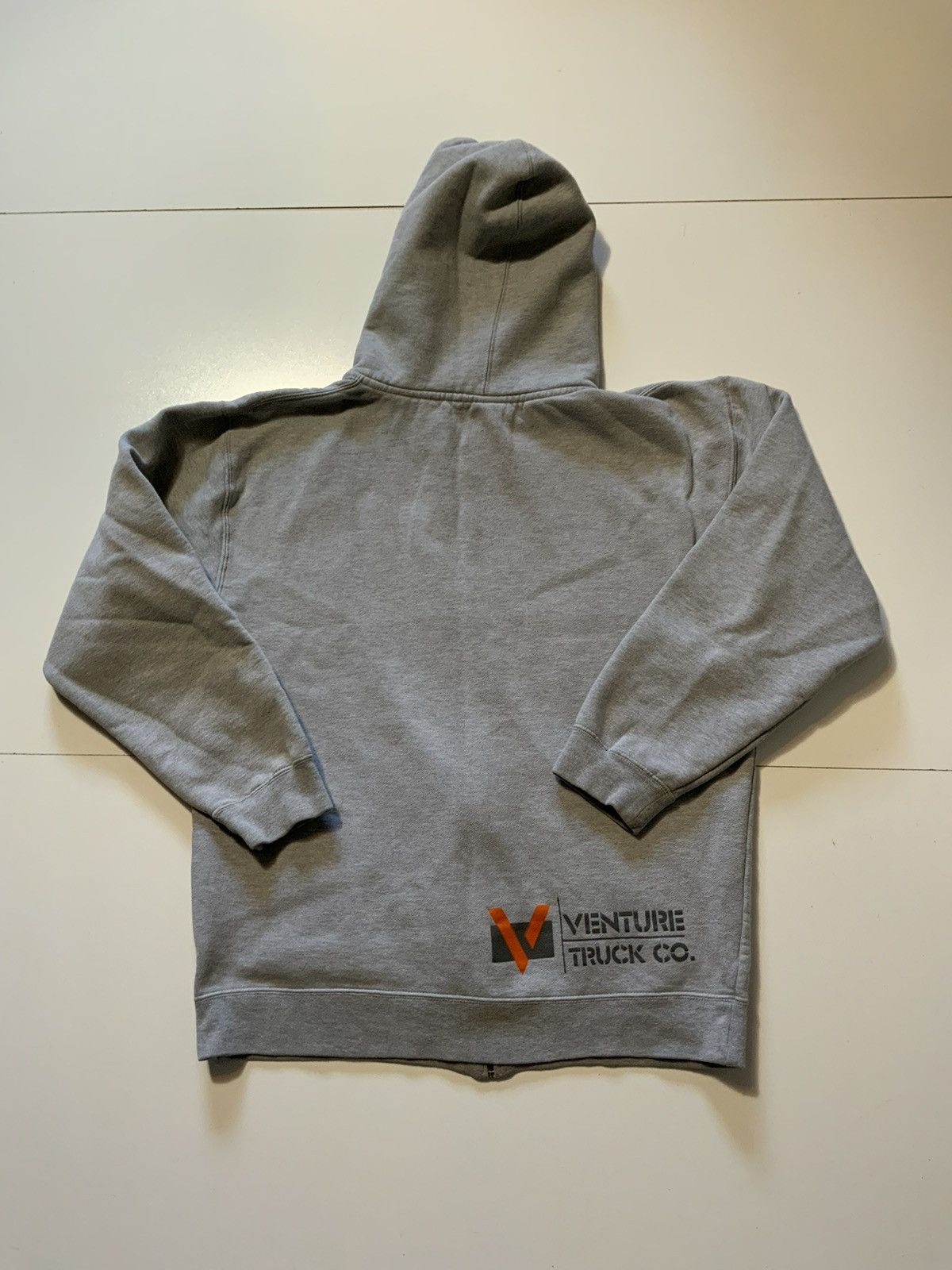 Vintage Vintage Y2K Venture Trucks Co Skateboarding Skate Hoodie Size US M / EU 48-50 / 2 - 2 Thumbnail