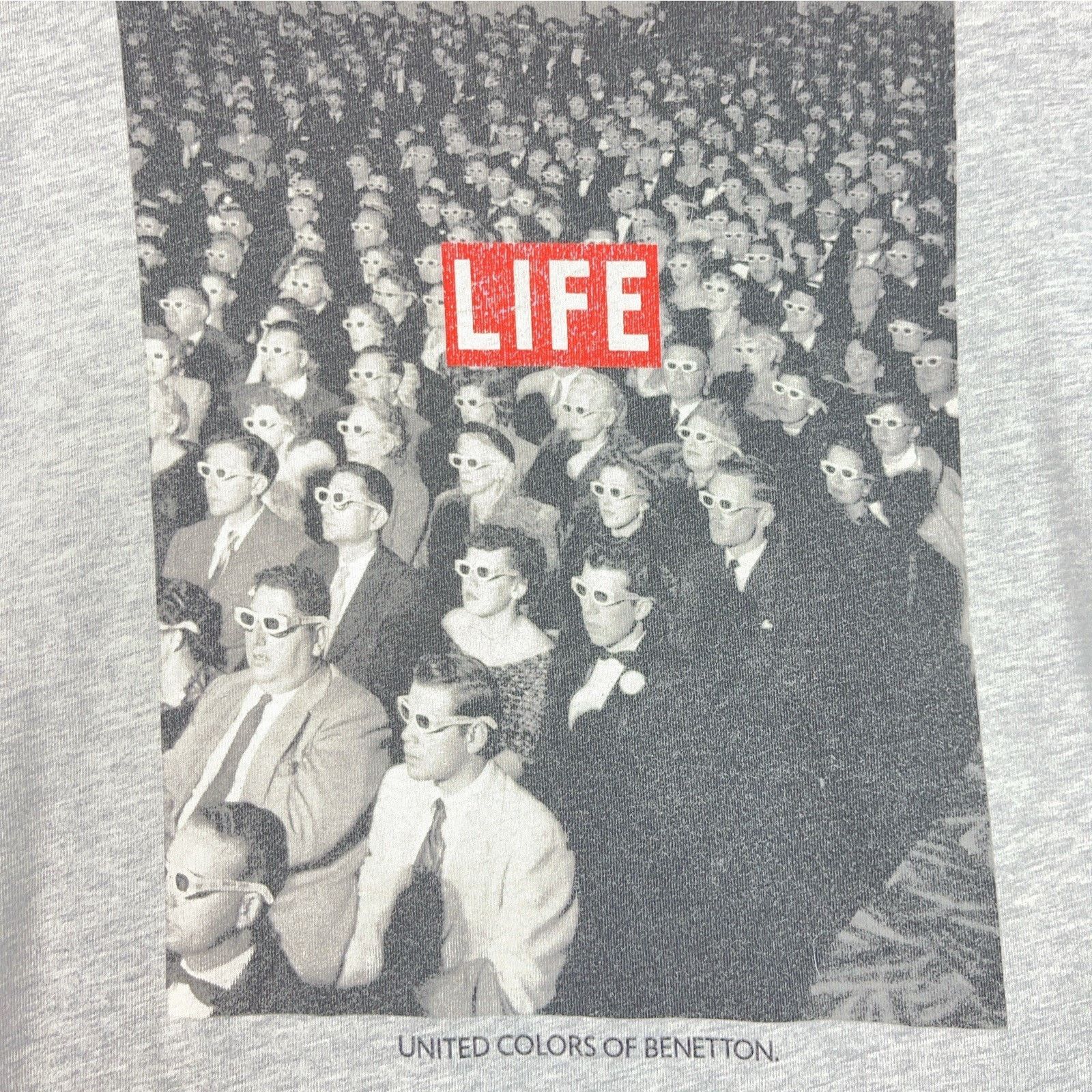 United Colors Of Benetton UCB X Life Magazine Men's Small Gray T Shirt Tee Cinema 3D Size US S / EU 44-46 / 1 - 5 Thumbnail
