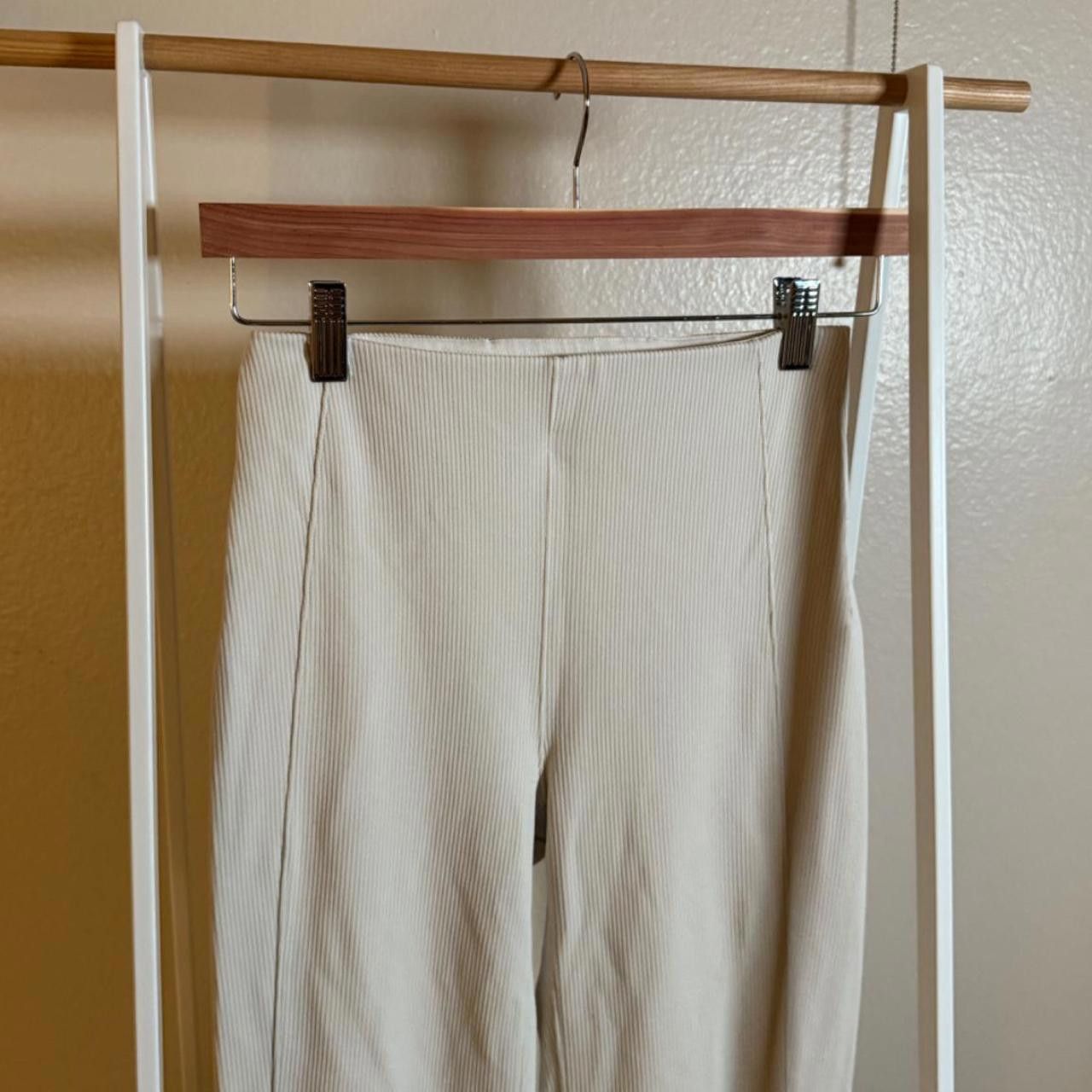 Designer LULULEMON cream ribbed zip-flared pants Size 27" / US 4 / IT 40 - 3 Thumbnail