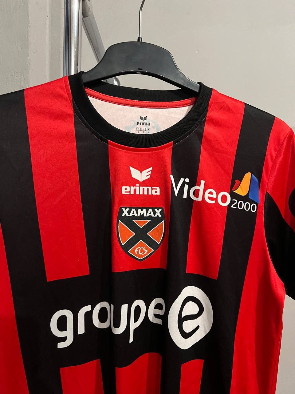 Erima 2015/16 NEUCHATEL XAMAX HOME SOCCER JERSEY FOOTBALL SHIRT S Size US S / EU 44-46 / 1 - 3 Thumbnail