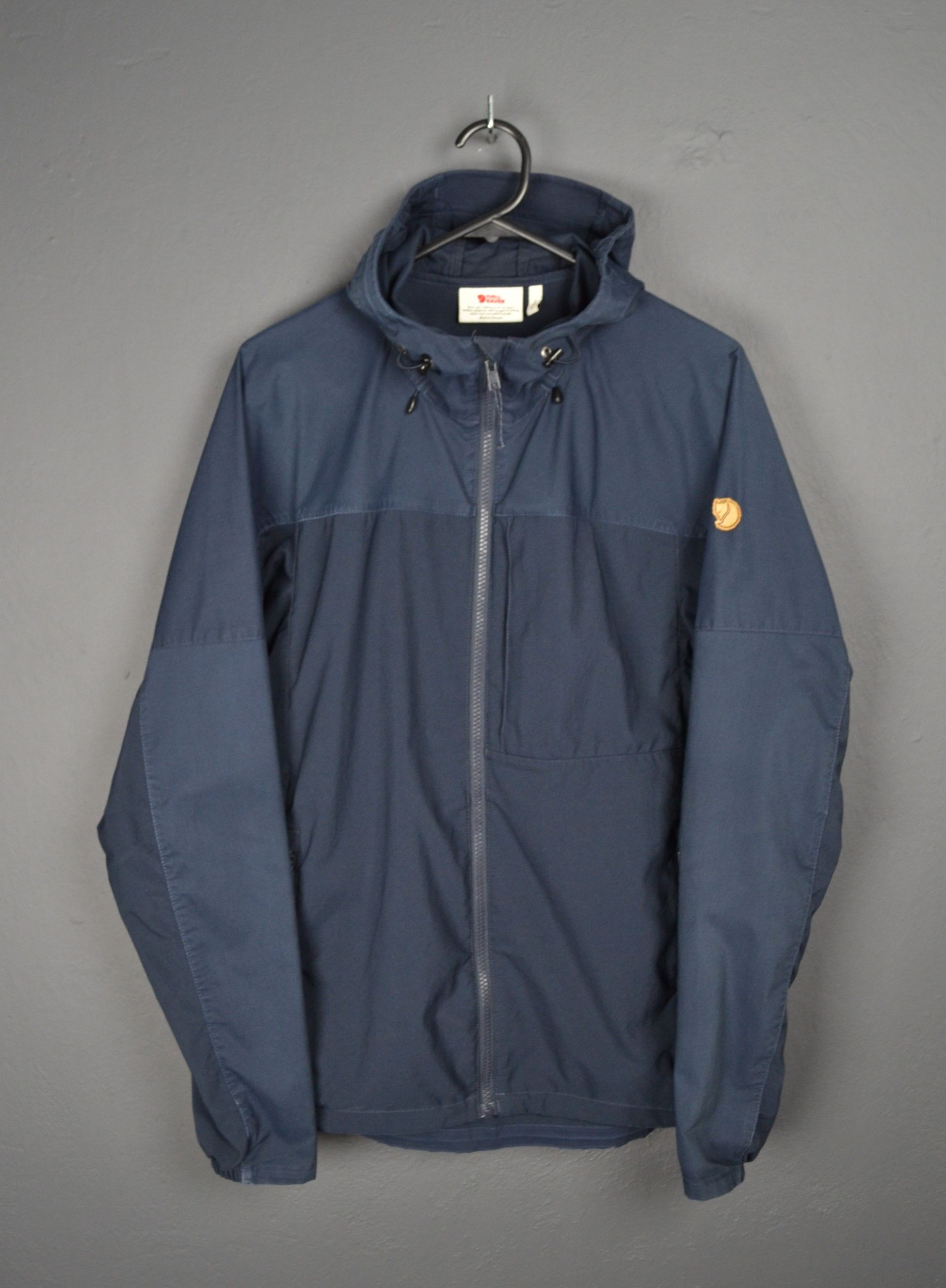 Fjallraven Fjallraven Abisko Midsummer Men's S size Navy Jacket Size US S / EU 44-46 / 1 - 1 Thumbnail