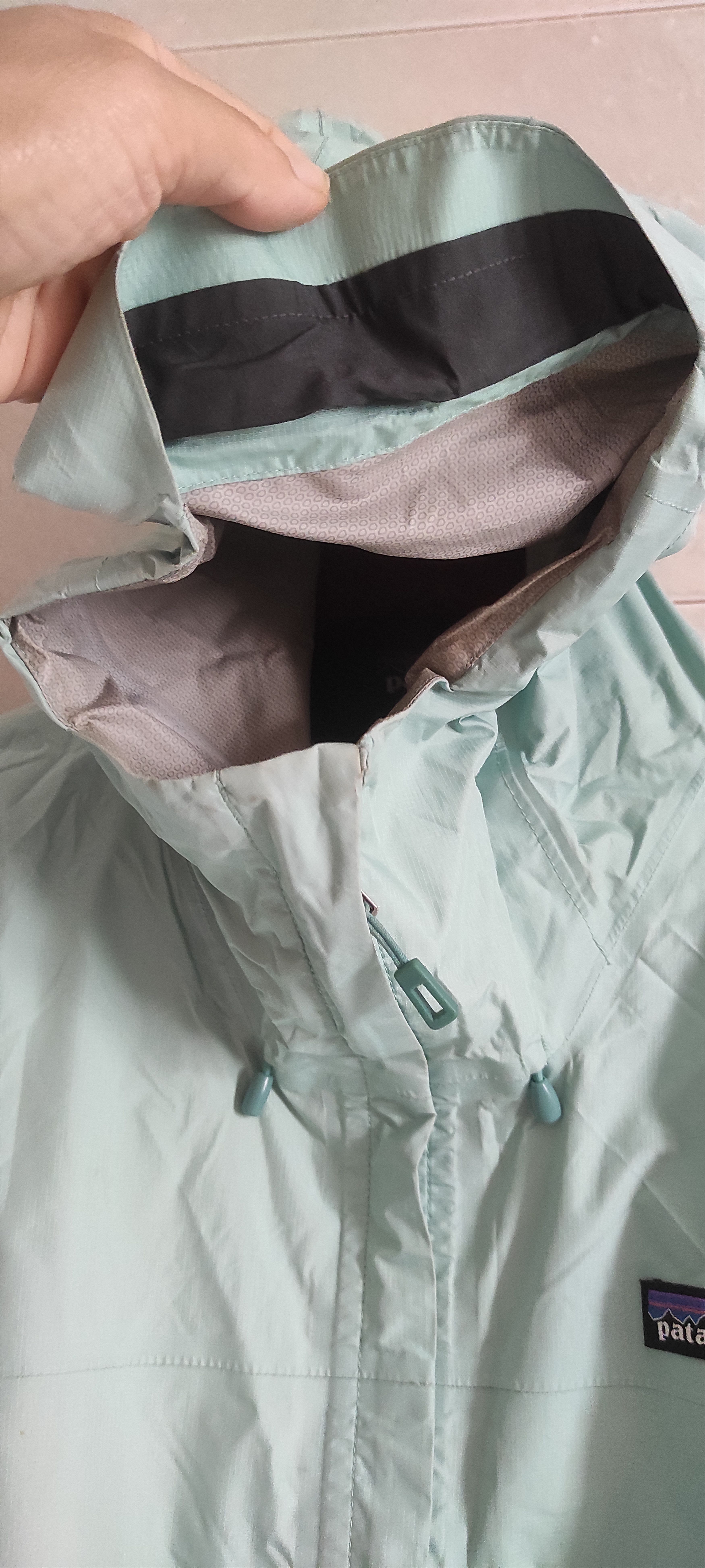 Patagonia Patagonia Torrentshell H2NO Windbreaker Hooded Rain Jacket Size S / US 4 / IT 40 - 3 Thumbnail