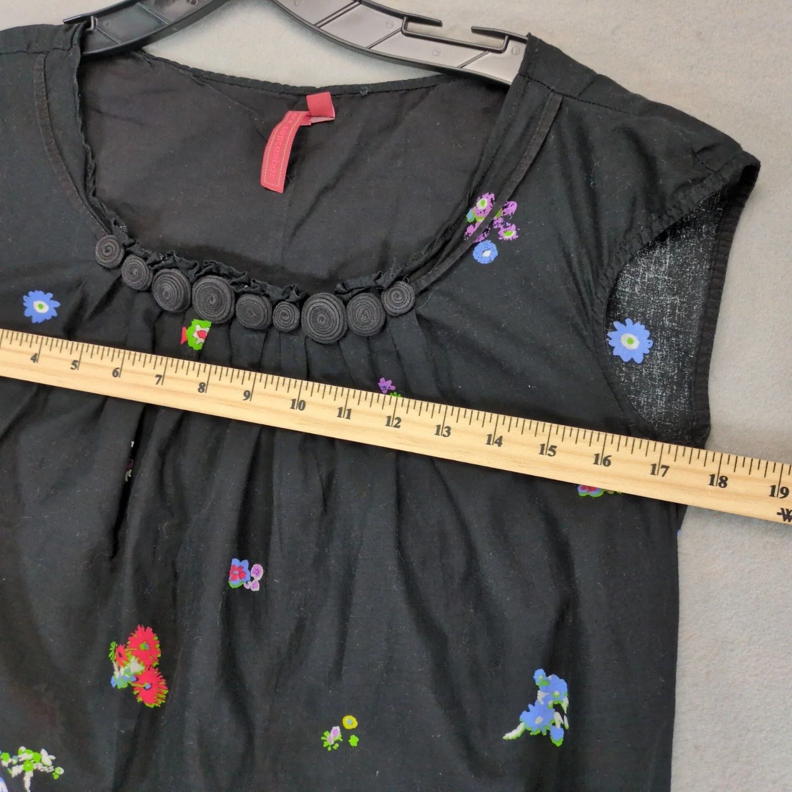 Anthropologie One September Black Floral Blouse Top Petite S Wildflower Size S / US 4 / IT 40 - 5 Thumbnail