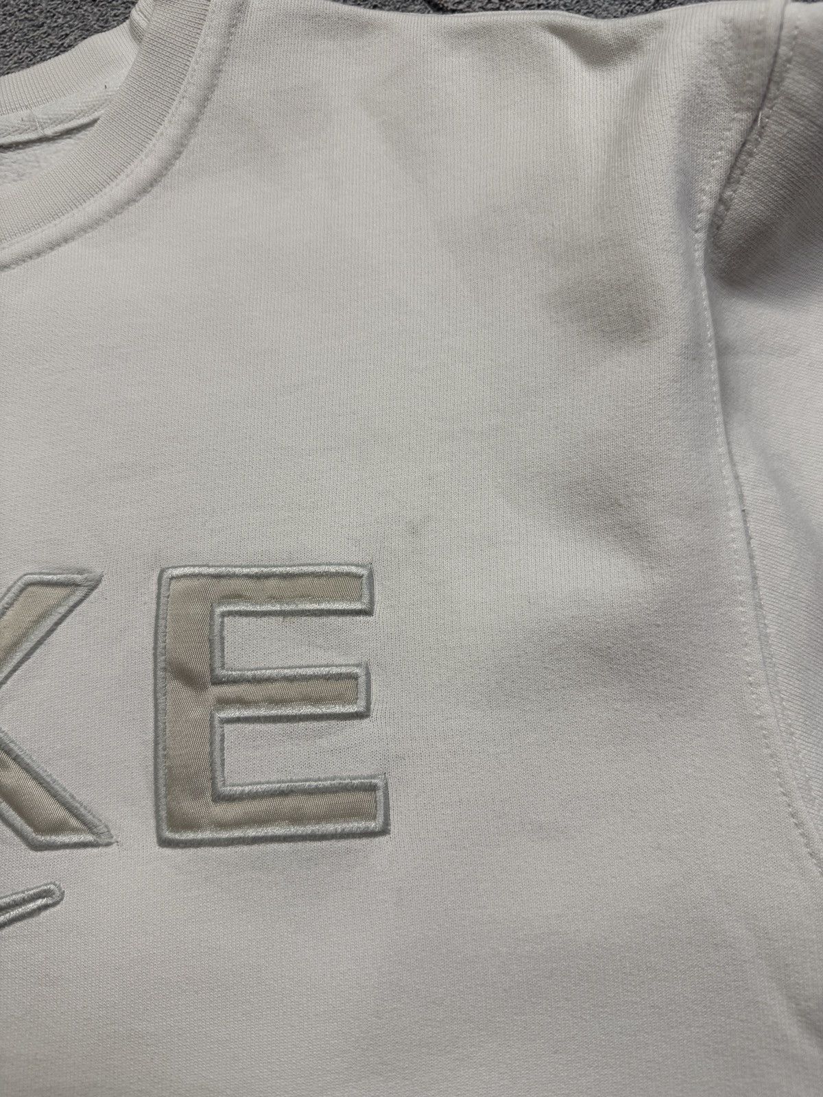 Nike Vintage 00s Nike Big Logo Sweatshirt Y2K Size US L / EU 52-54 / 3 - 8 Thumbnail