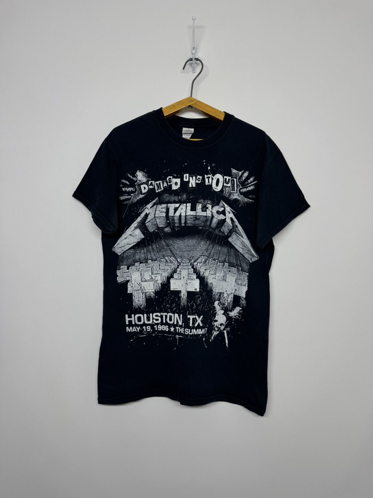 Gildan Vintage Y2K METALLICA PRINT ABSTRACT ANGRY SKELETON Size US S / EU 44-46 / 1 - 1 Thumbnail