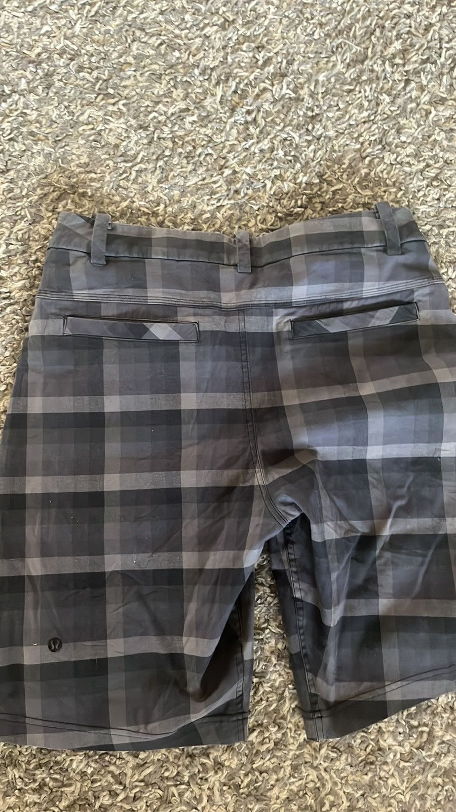 Lululemon Lululemon Shorts Size US 32 / EU 48 - 3 Thumbnail