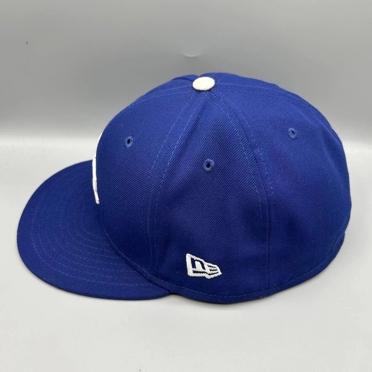 New Era Los Angeles LA Dodgers Hat Men 8 Blue Post Season Fitted Cap Size ONE SIZE - 8 Thumbnail