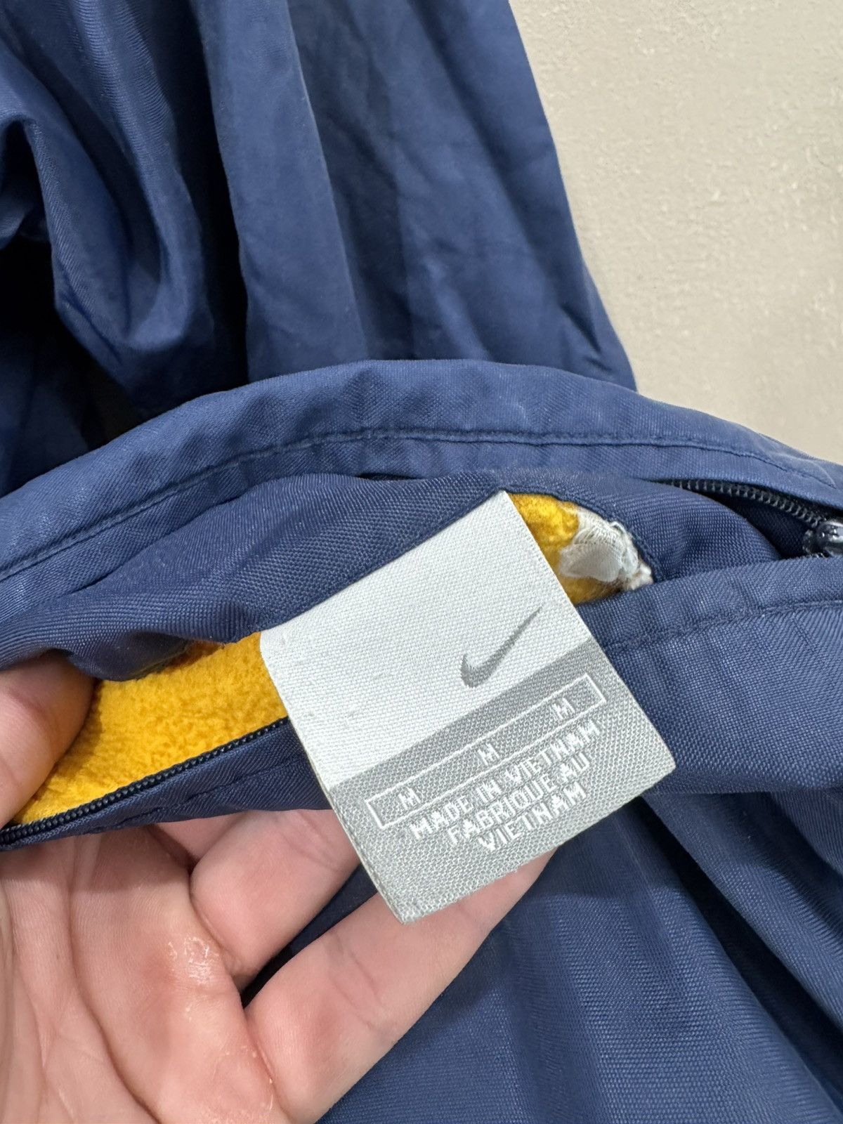 Nike Vintage Reversible Nike Jacket/ Windbreaker Jacket / Nike M Size US M / EU 48-50 / 2 - 5 Thumbnail