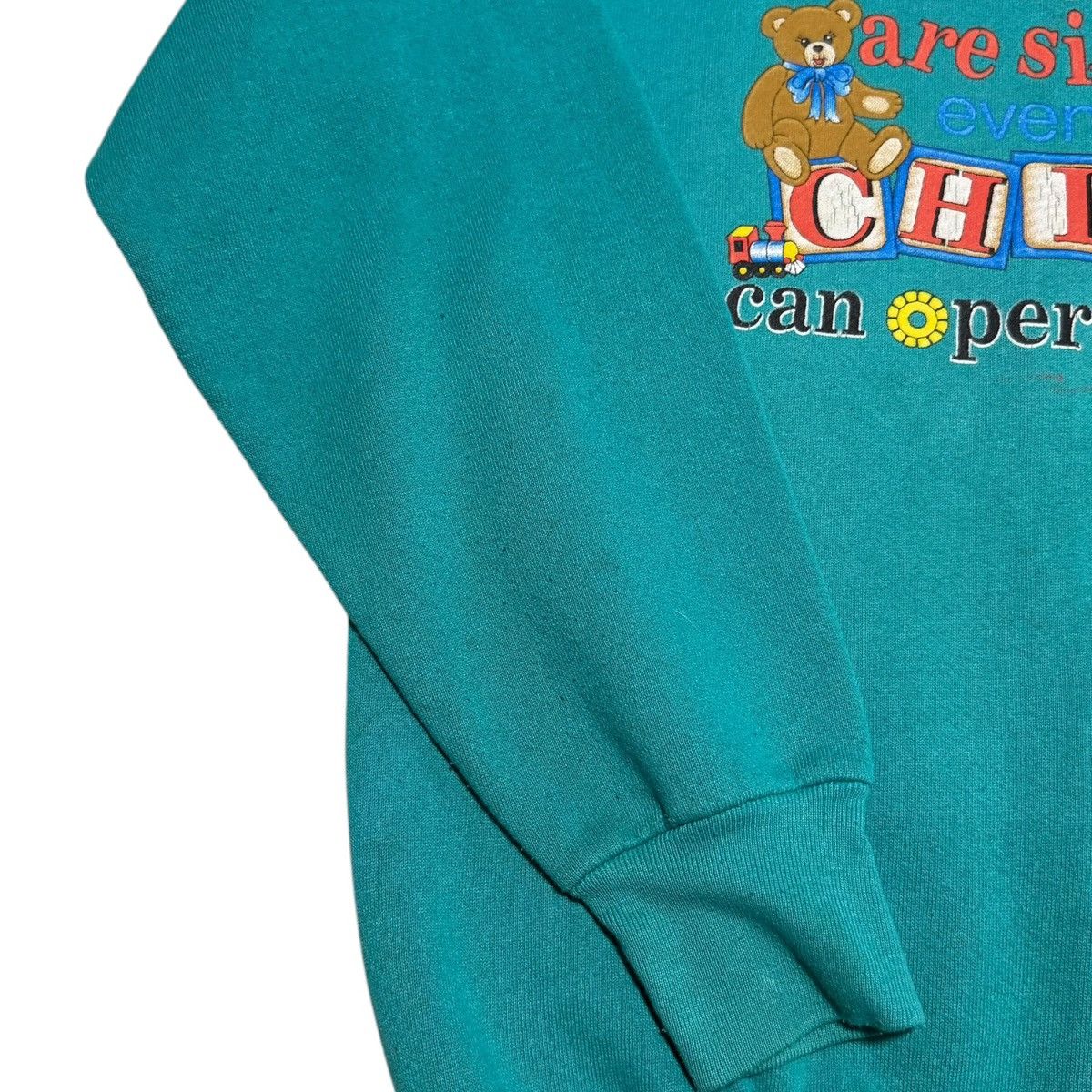 Fruit Of The Loom × Vintage Vintage Grandkid Grandma Comedy Quote Sweatshirt Adult M Size US M / EU 48-50 / 2 - 3 Thumbnail