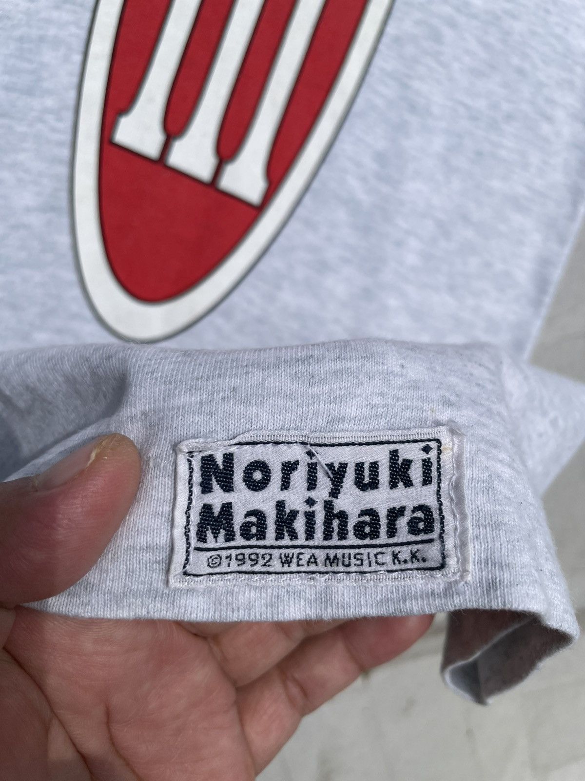 Band Tees RARE🔥 Vintage 90s Noriyuki Makihara Japanese Pop Singer Size US L / EU 52-54 / 3 - 7 Thumbnail