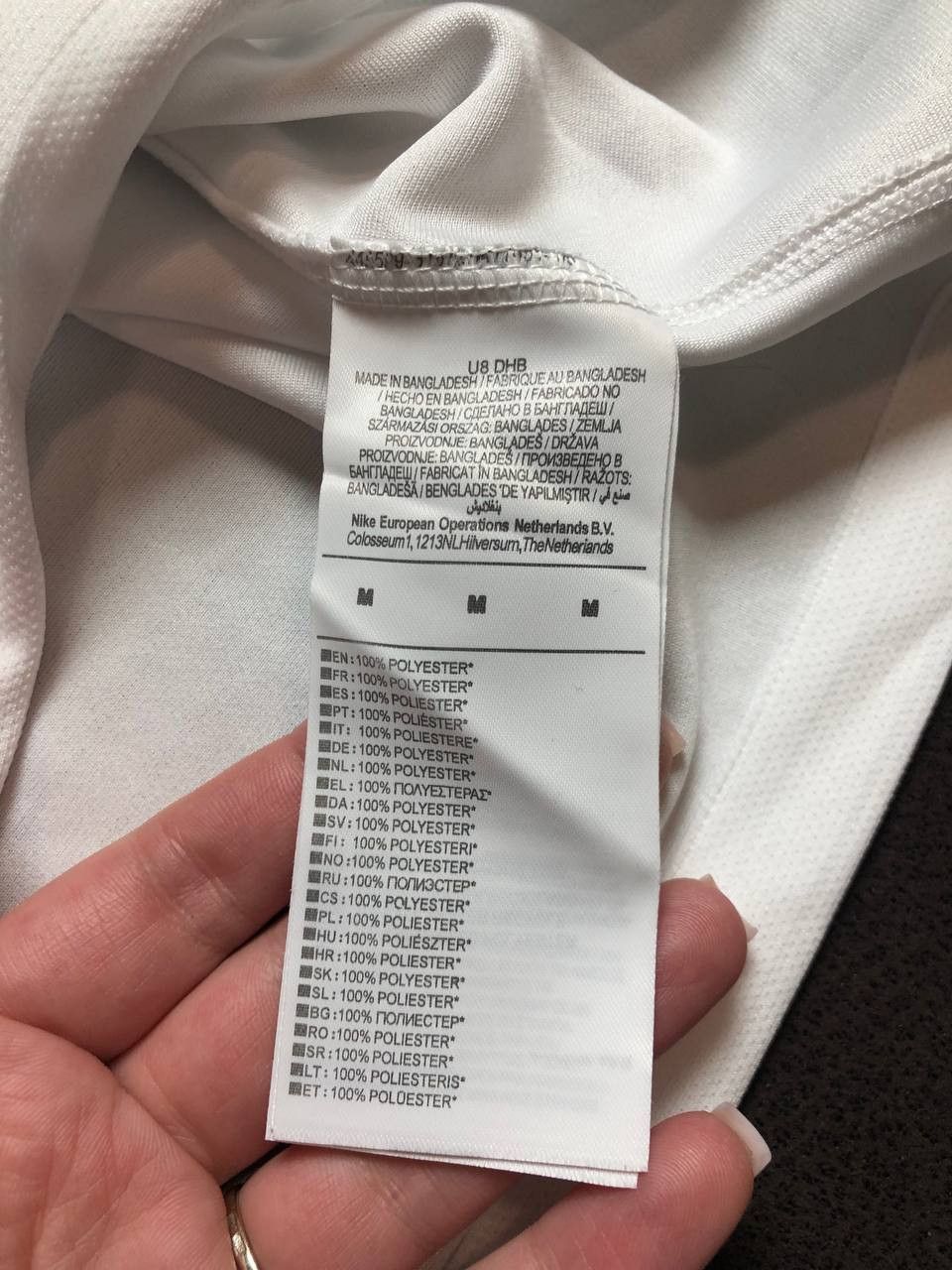 Nike ENGLAND NIKE 2018 WORLD CUP FOOTBALL HOME JERSEY Size US M / EU 48-50 / 2 - 7 Thumbnail