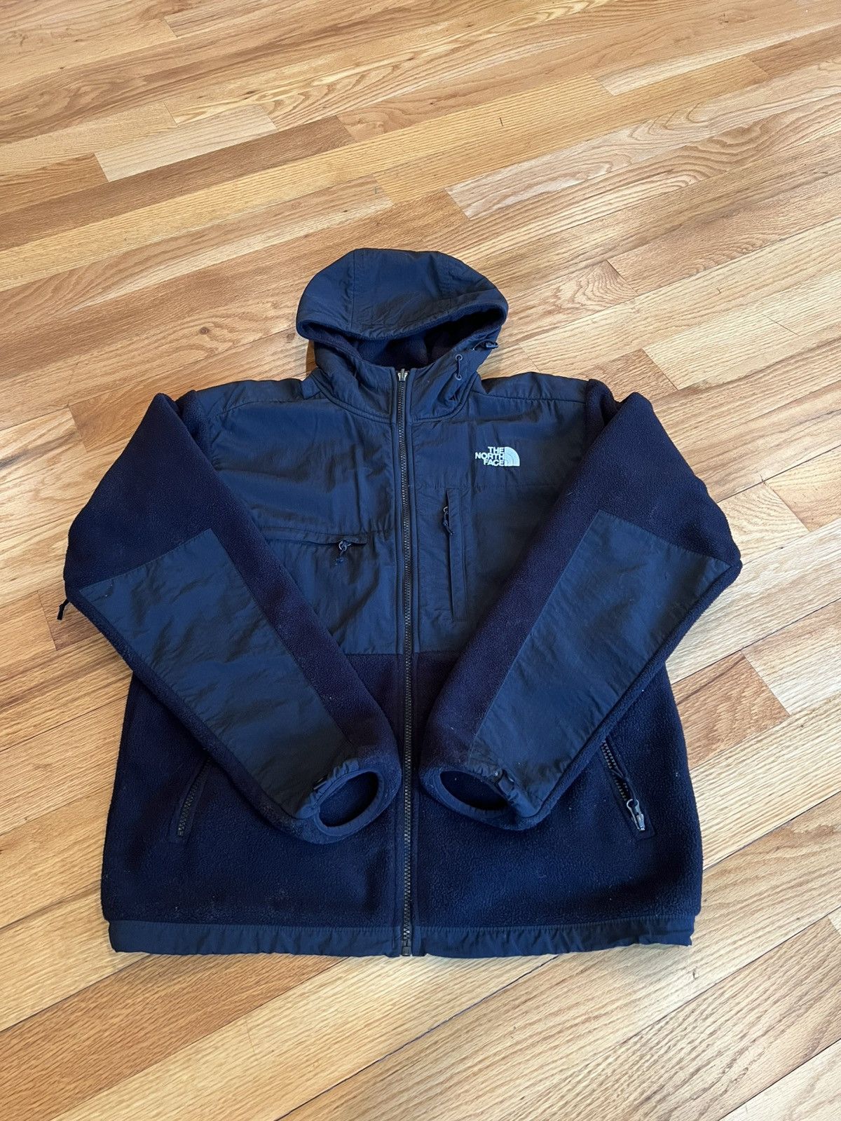 The North Face North Face Jacket size Medium (black) Size US M / EU 48-50 / 2 - 1 Thumbnail