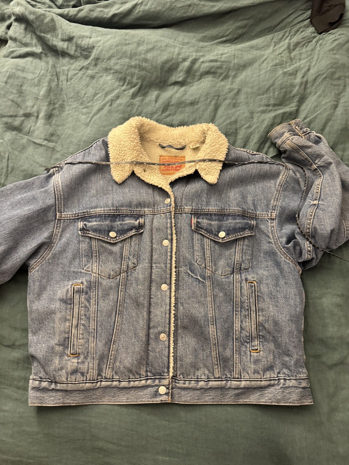 Levi's Classic Levi’s Sherpa Denim Trucker Jacket | Blue Wash Size US L / EU 52-54 / 3 - 7 Thumbnail