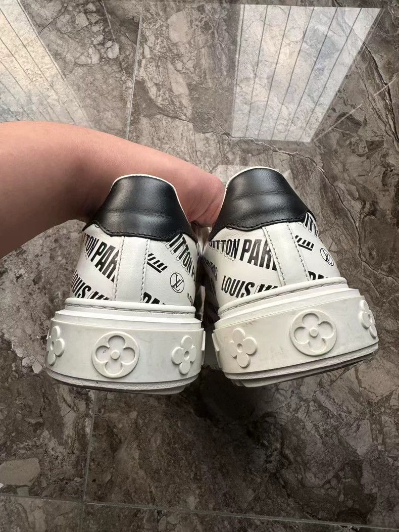 Louis Vuitton Louis Vuitton Small white shoes with thick soles full of l Size US 5 / IT 35 - 3 Thumbnail