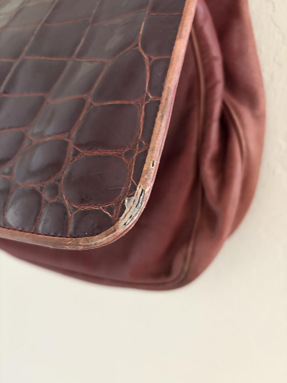 Saks Fifth Avenue Vintage Saks Fifth Satchel - Deep Burgundy Size ONE SIZE - 7 Thumbnail