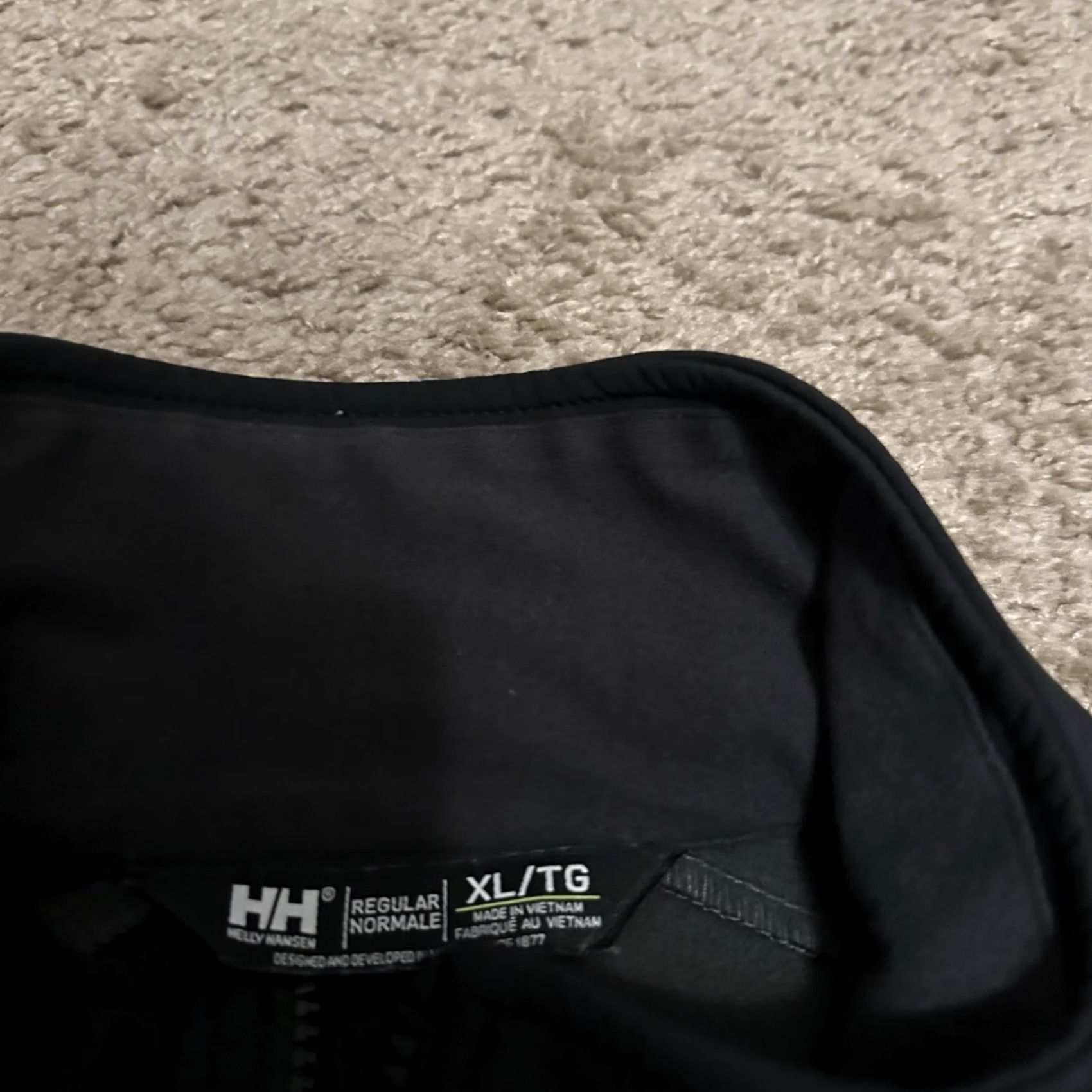 Helly Hansen Helly Hansen Paramount Jacket Mens XL Black Softshell Full Zip Outdoor Hiking Exterior Logo Embroidered Size US XL / EU 56 / 4 - 4 Thumbnail