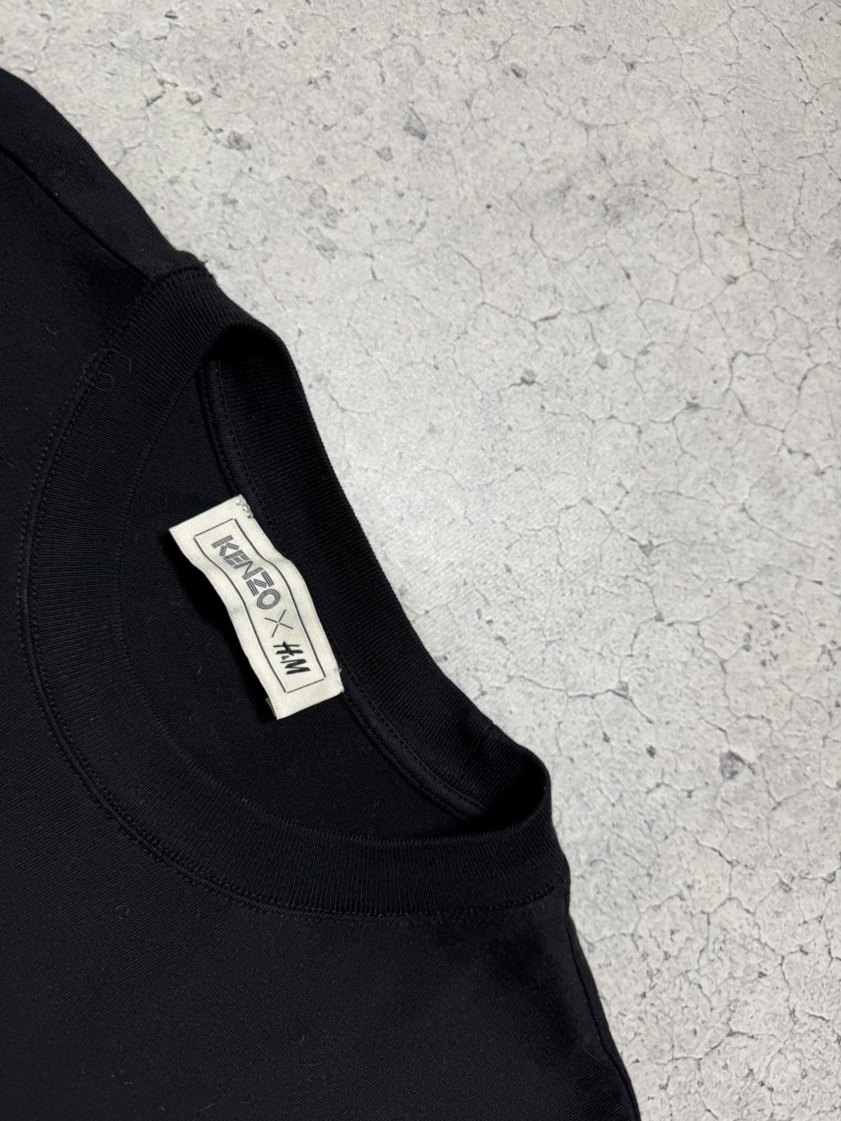 H&M × Kenzo Kenzo x H&M Jungle Paris Tiger Black Big Logo Size US M / EU 48-50 / 2 - 6 Thumbnail